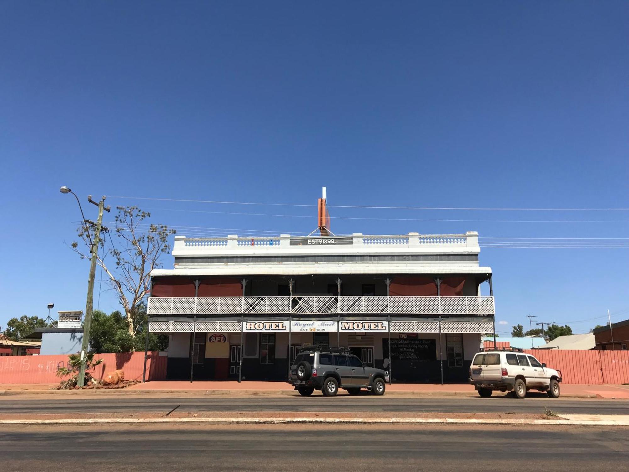 Royal Mail Hotel - Meekatharra Zewnętrze zdjęcie